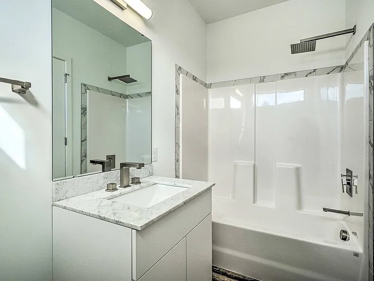 1115 Nova St — Photo 18
