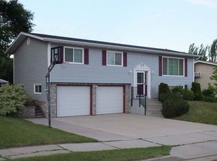 4200 38th Ave NW, Mandan, ND 58554