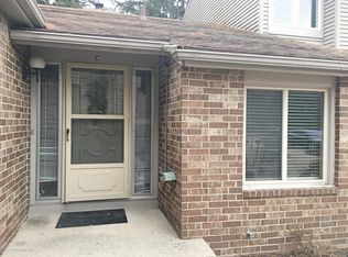 917 Grenoble Dr UNIT C, Lansing, MI 48917