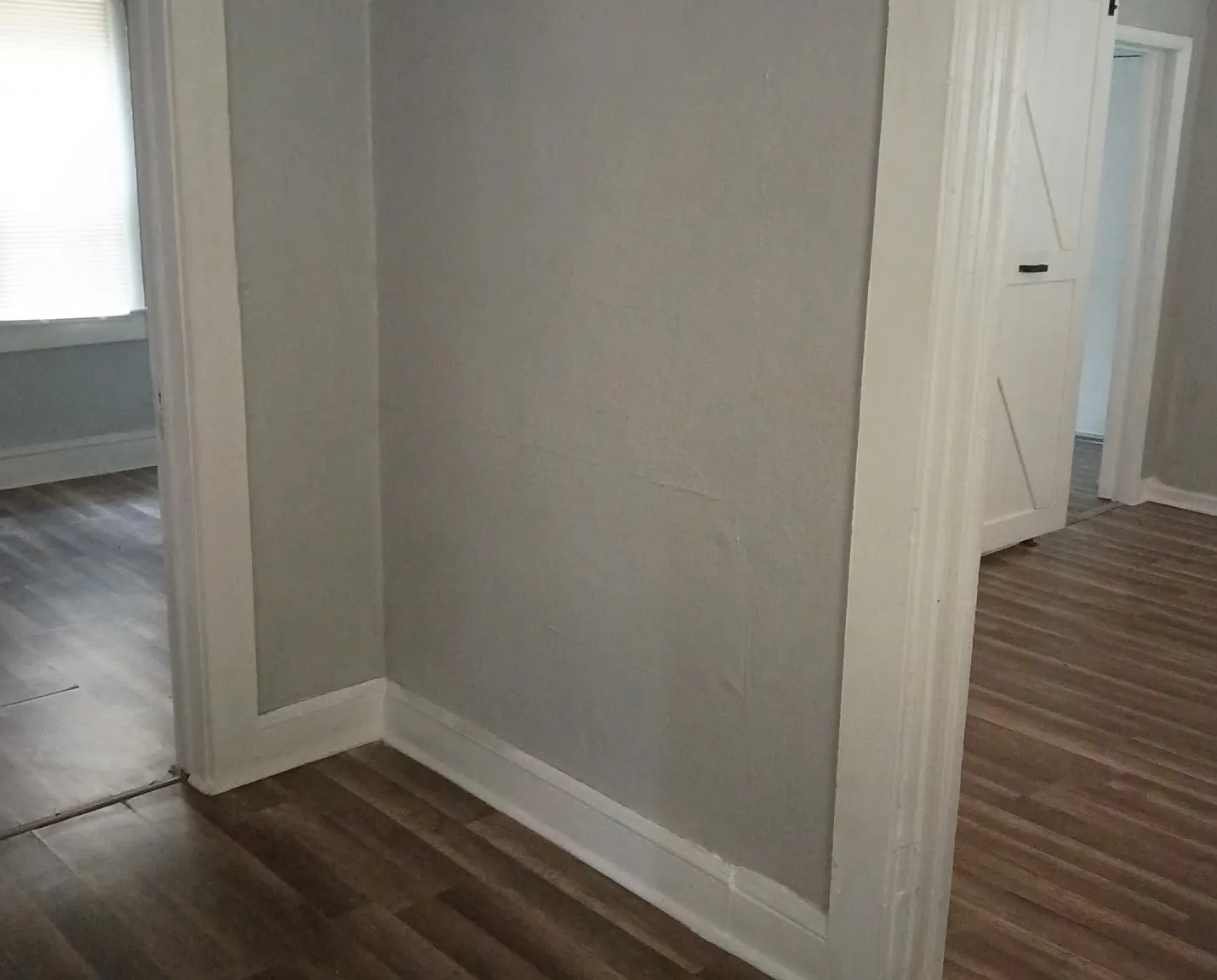 3 bed, 1001 sqft, $1,250 — Photo 3