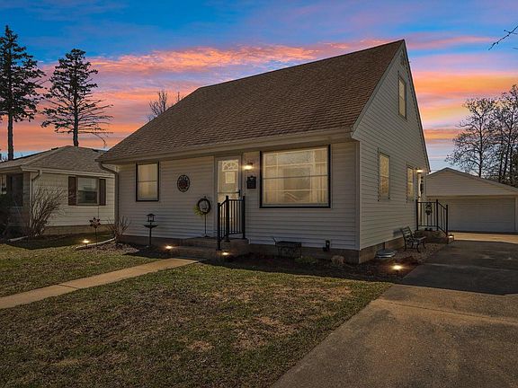 2nd image of 1308 West End ROAD