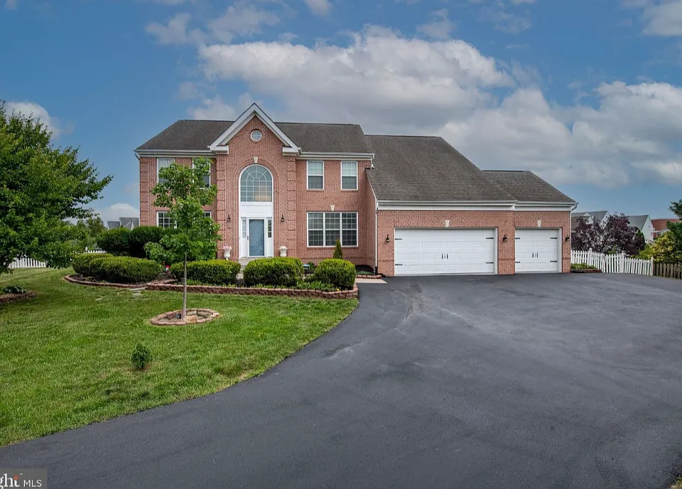 73 Anthony Taylor Way