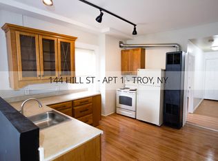 144 Hill St, Troy, NY 12180