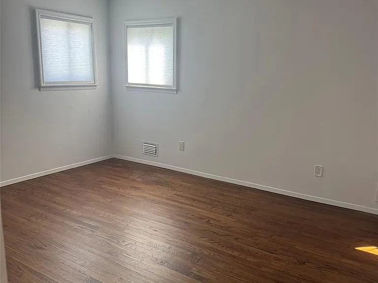 2955 Bond Dr — Photo 7