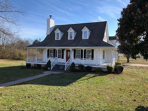 3rd image of 170 Powhatan Dr NE