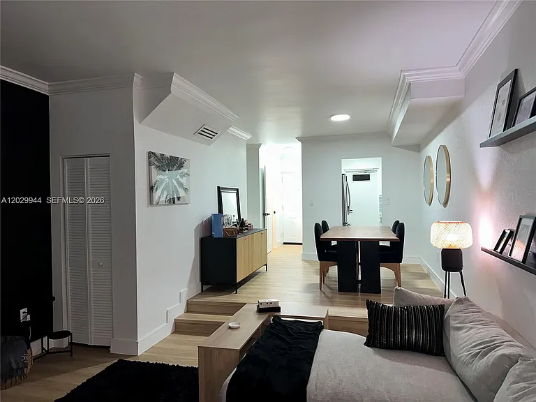 10900 SW 104th St #107 — Photo 3