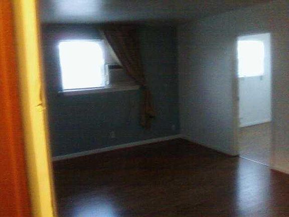 4th image of 1026 Little Bay Ave APT 2
