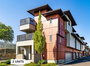 31-33 S Mountain Ave, Ashland, OR