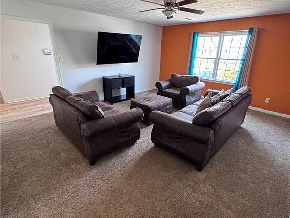 5th image of 1800 New Lincoln Cir