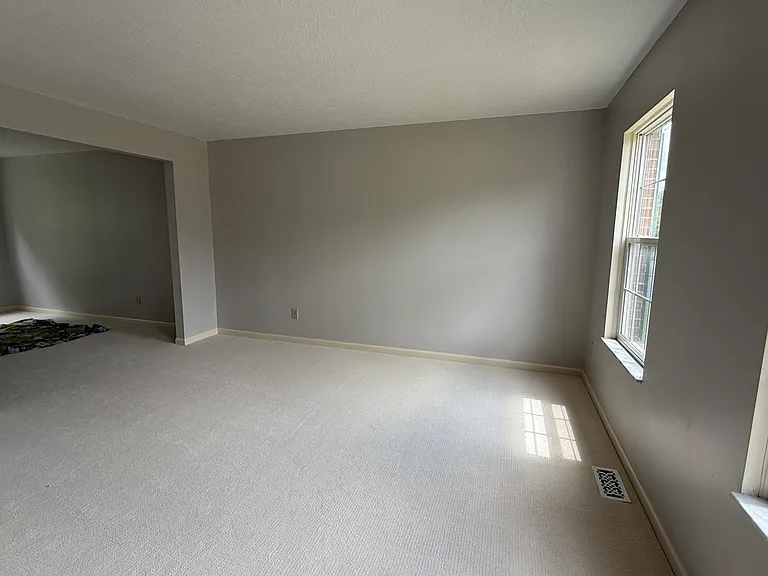 5990 Rings Rd — Photo 20