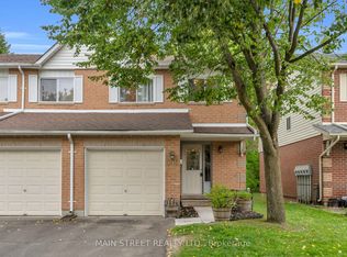 550 Priddle Rd, Newmarket, ON L3X1X8