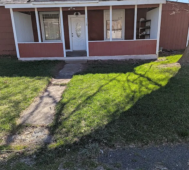 228 Sprague St — Photo 2
