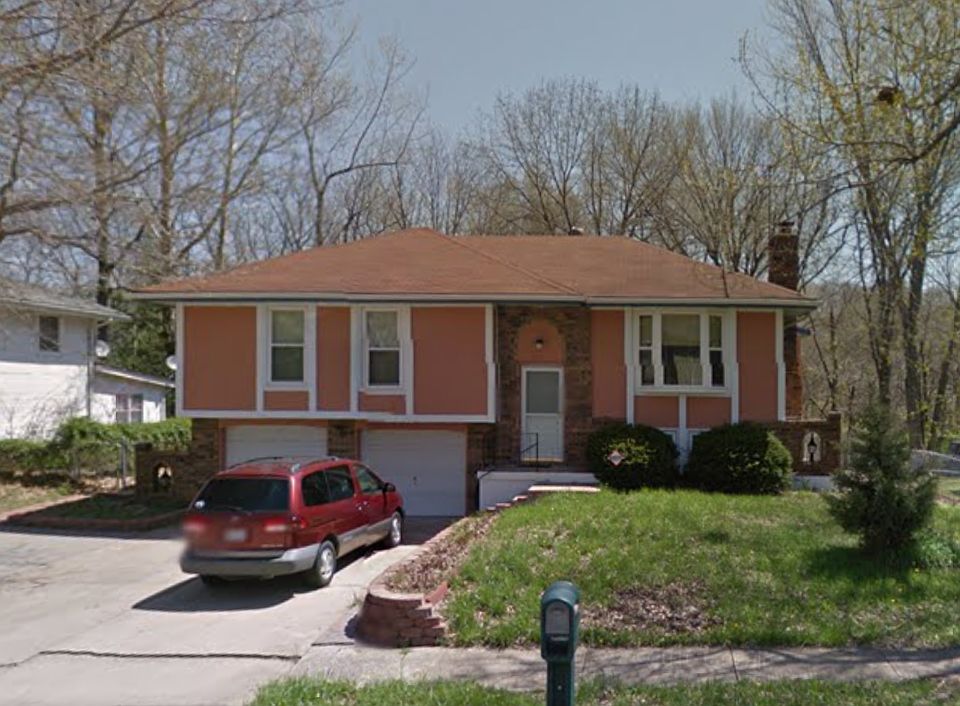 1st image of 221 S Shrank Ave