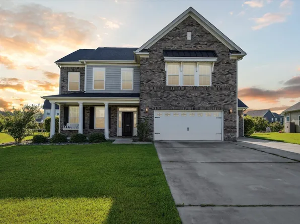 960 Kingswood Dr, Richmond Hill, GA 31324