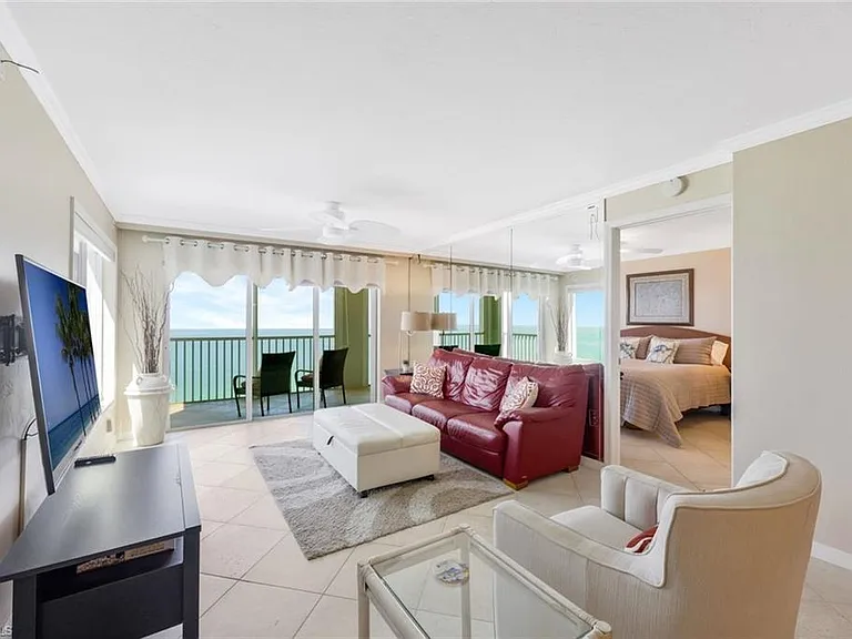26000 Hickory Blvd #606 — Photo 4