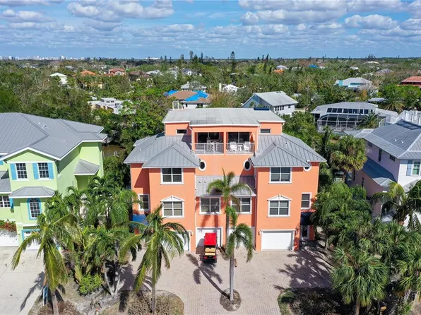 467 Canal Rd #467, Sarasota, FL 34242