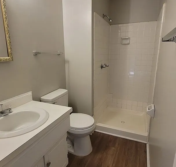 1999 Cottage Pl — Photo 16