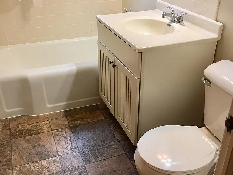 1707 Goff Ave — Photo 3