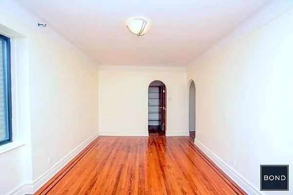 Rented by Bond New York | media 3