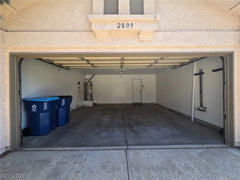 2809 Albrook Cir — Photo 32
