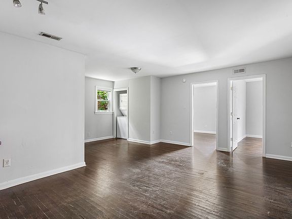 2nd image of 1005 N 25th St APT 5