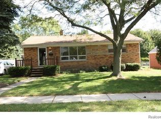 15052 Salem, Redford, MI