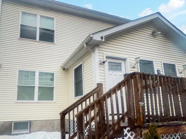 1042 Iranistan Ave #1, Bridgeport, CT 06604