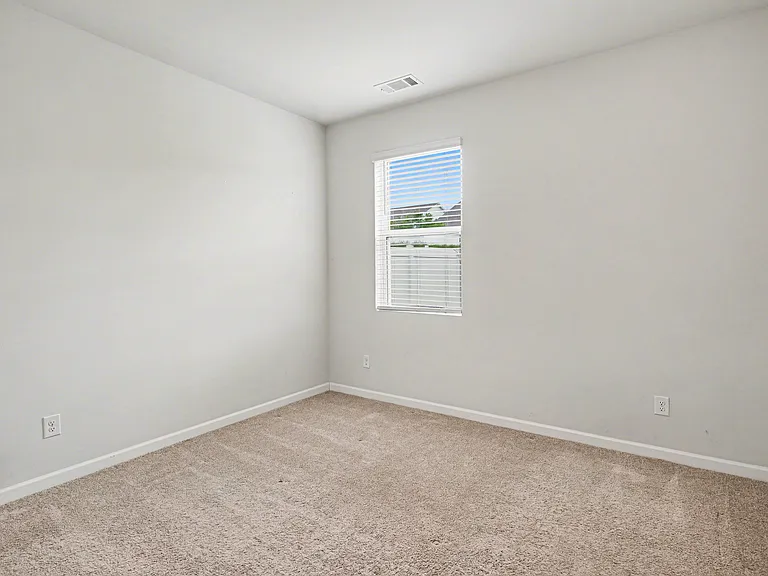 709 Pintail Pointe — Photo 21
