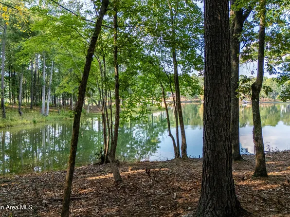 441 Adelia Ln, Alexander City, AL 35010