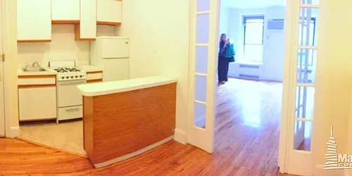 Rented by Manhattan Connection