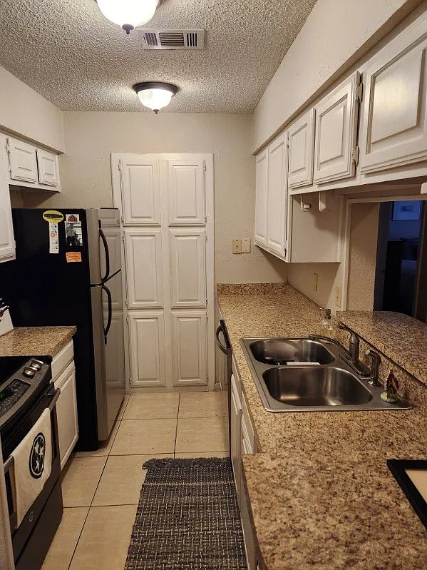 1 bed, 656 sqft, $1,150 — Photo 1