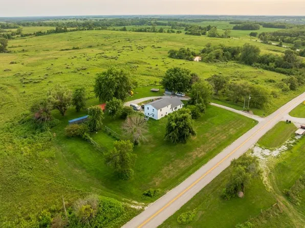 1033 Highway Nn, Spickard, MO 64679