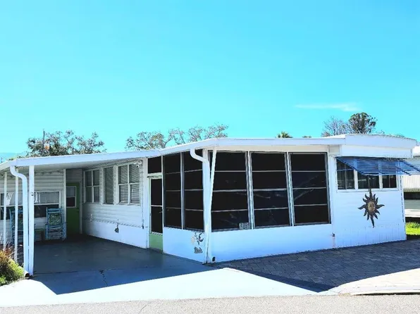 2304 New York Ave, Bradenton, FL 34207