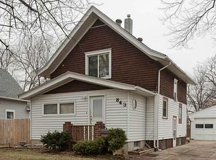 843 Daniels St NE, Cedar Rapids, IA 52402
