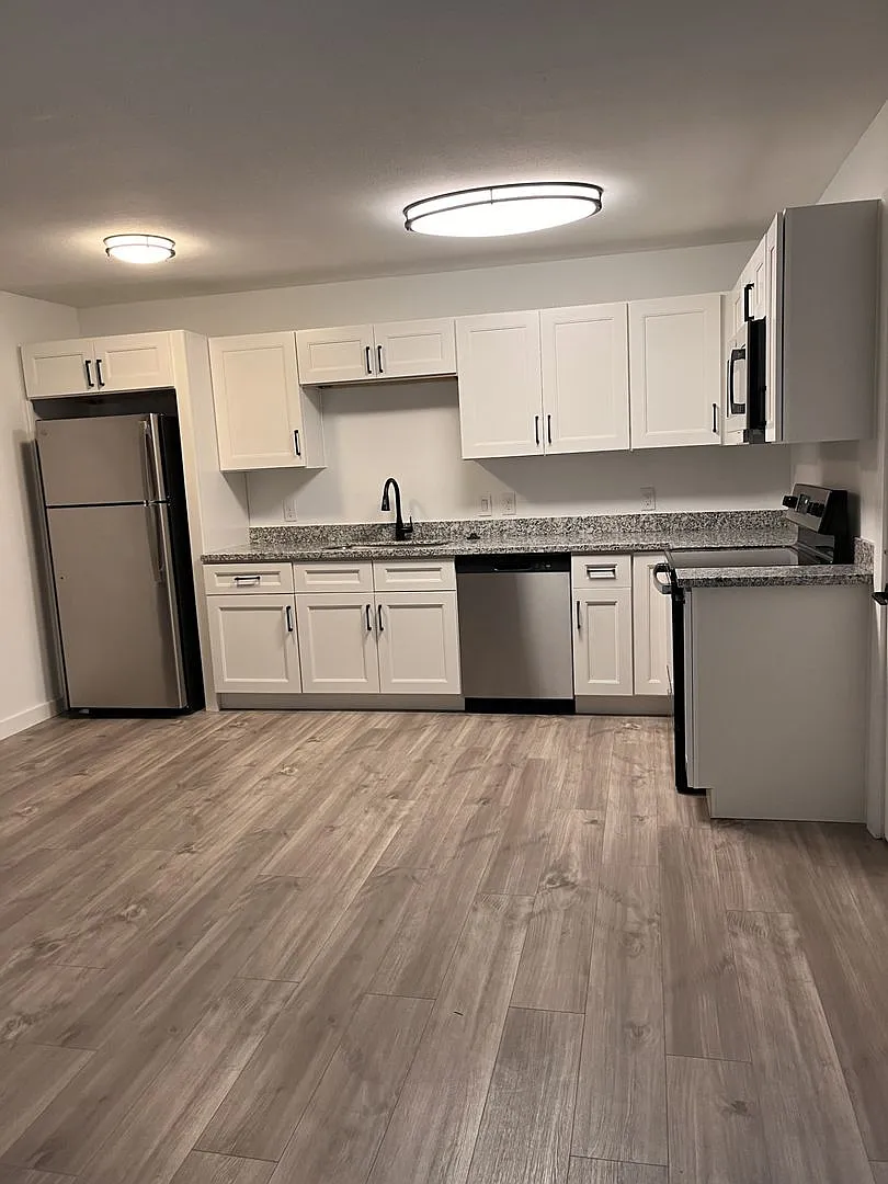 Dream Montrose - 1507 California Street — Photo 2