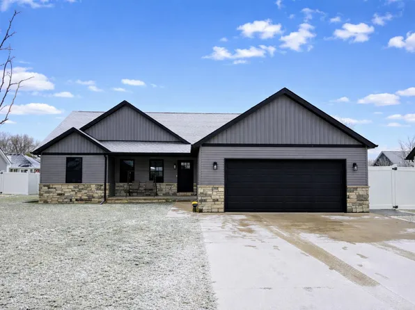 1826 Riley Rd, Saint Clair, MI 48079