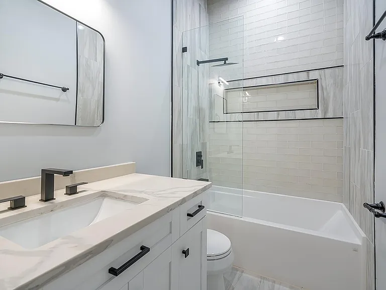 243 Oakcliff Ct NW — Photo 17
