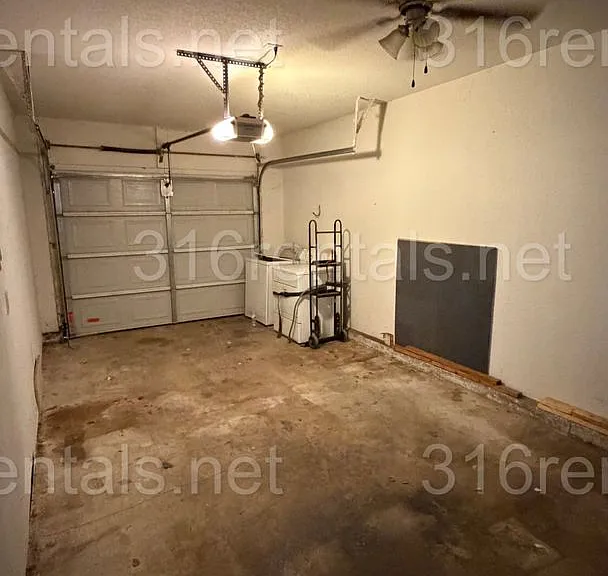 421 E 15th Ave — Photo 13