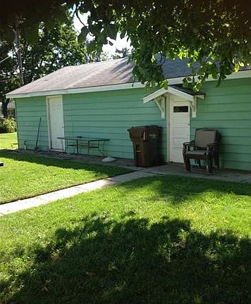 5th image of 31995 Cambridge St