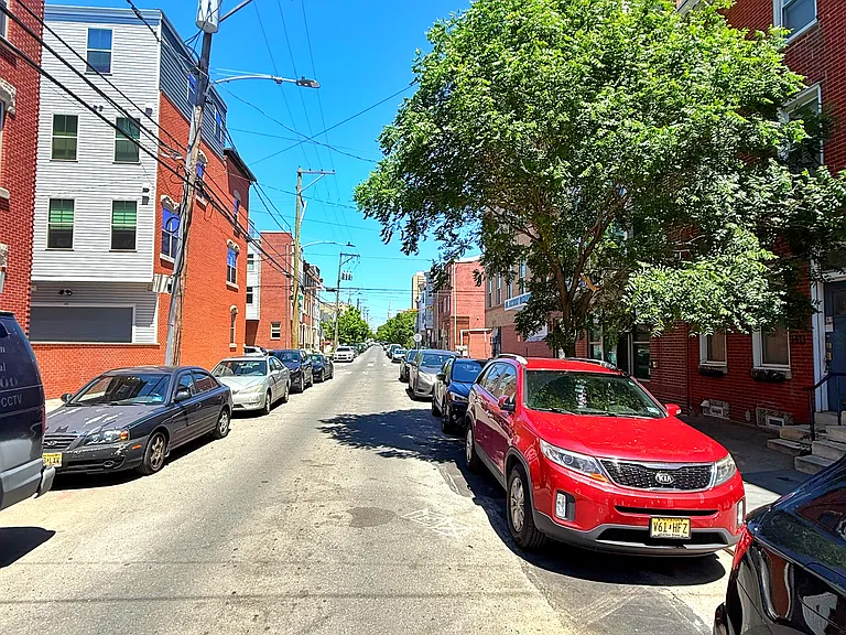 1413 S 4th St #1 — Photo 2