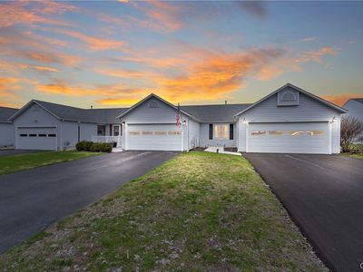 307 Clouds View Cir, Camillus, NY, 13031