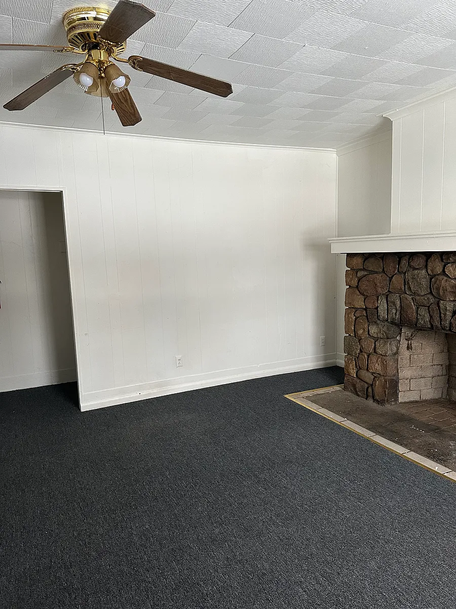 Building Photo - 9264 Dixie Hwy #4
