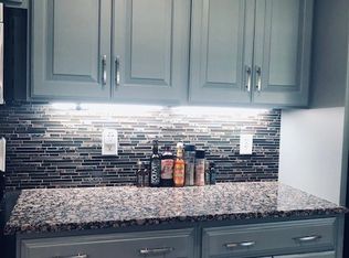 1250 Orchard Park Dr, Rocky River, OH 44116