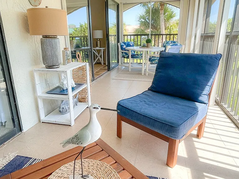 445 Bouchelle Dr #201 — Photo 35