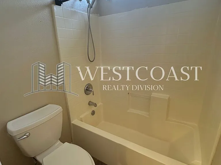 26719 Evergreen Ave — Photo 6