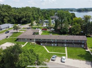 8200 Woodland Shore Dr APT 9, Brighton, MI 48114