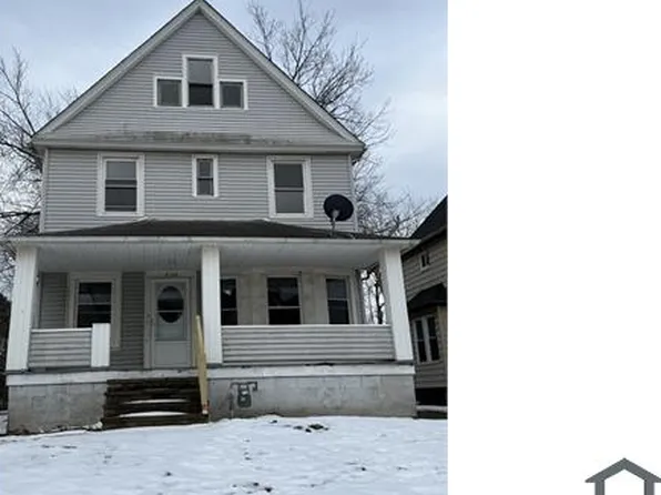 8106 Laumer Ave, Cleveland, OH 44105
