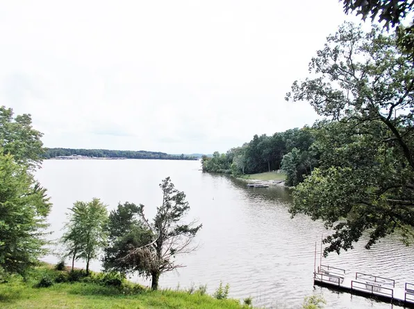 175 Mallard Point Cir, Camden, TN 38320