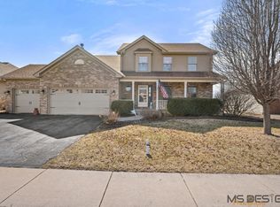 434 John Marshall Ln, Sycamore, IL