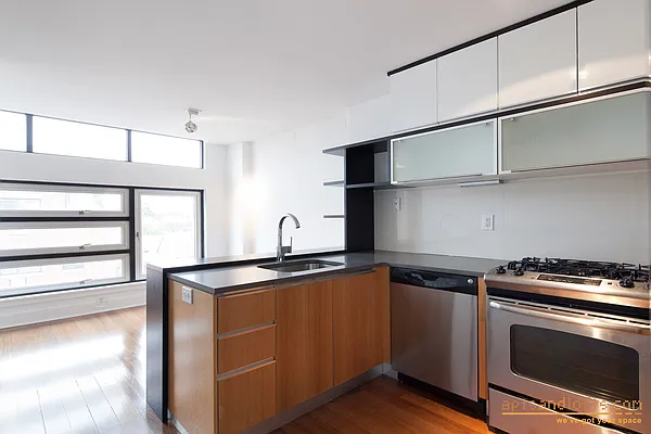 Sold by aptsandlofts.com | media 2